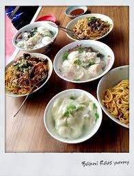 Mie Raos Food Stall In Bandung West Java Indonesia Mie Yamin Manis Pangsit Kuah And Mie Yamin Manis Special Indonesian Sweet S Food Indonesian Food Cooking