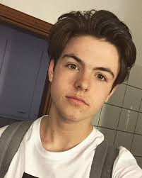 Justin Whelan (lbbhjustin)