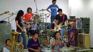 Download lagu lagu slank jadul mp3 dapat kamu download secara gratis di lagu. Deretan Potret Jadul Personel Band Slank Foto Tempo Co