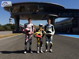 Bodoval i třetí český jezdec v šampionátu karel abraham, jenž skončil v královské motogp patnáctý. S Filipem Salacem O Zavodeni Jeho Uspesich Snech A Cilech Motorkari Cz