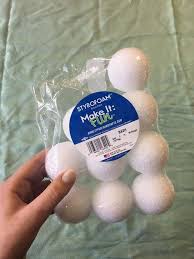 Next Time You Re At Michaels Grab Some Styrofoam Balls And Make This Gorgeous Idea For Your Countertop Mason Jar Diy Flower Ball Styrofoam