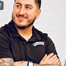 Louis Cabrera's Instagram, Twitter & Facebook