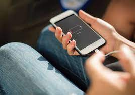 4 Ways Cellphone Electrocution Can Happen To You