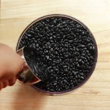 I fagioli neri alla messicana vegetariani semplici da preparare. Fagioli Neri Provenienza Italia