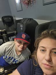 Are there charities that take clothing donations and give them to people in  need?