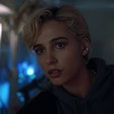 Danielle Leininger's Instagram, Twitter & Facebook