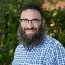 I'm thrilled to share that this Monday marks the beginning of my journey in  veterinary medicine at Midwestern University.