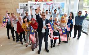Jun 23, 2021 · kumpulan wang persaraan diperbadankan (kwap), which had a 5.2% stake in serba dinamik, ceased to be a substantial shareholder as of june 1, after disposing of 26.18 million shares or 0.7% between may 31 and june 1. 200 Kwap Staff Join Walk The Star