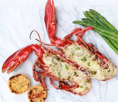 En Collaboration Avec Metro Mon Epicier Voici Ma Recette De Homard Thermidor Sur Le Barbecue Ingredients Pour La Sauce 1 C A Soupe D Huil Bbq Recipes Food