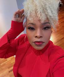 THE BEAUTIFUL TUTU OF THE TRUTHETTES I DON'T WANT NO PEANUT BUTTER AND JELLY