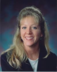 Earlene Leach's Instagram, Twitter & Facebook