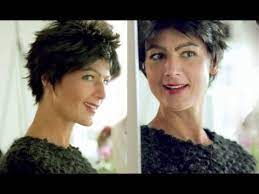 Juli 1969 in jena als ab 1990 studierte sie an den universitäten jena, berlin sowie groningen philosophie (bei hans heinz. Sahra Wagenknecht War Selbst Ein Opfer Der Ddr Youtube