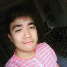 Kim Mau's Instagram, Twitter & Facebook