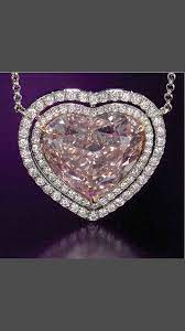 Precious Pink Diamond White Gold 18 K Shape Of Heart Pendant It S Beautiful And Feminine Slvh Pink Heart Necklace Pink Diamond Heart Necklace Diamond