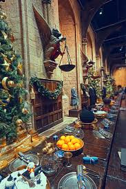 The hogwarts dining room will be dressed for the occasion with the original props used in harry potter and the philosopher's stone, including flaming christmas puddings and hams studded with. I Had Dinner In Hogwarts Great Hall Set Bored Panda