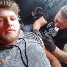 Figured id post something for my adoring fans😂