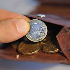 Grundsätzlich erfolgt die rentenzahlung auf das konto am. Rente Mit 63 So Viel Geld Kostest Es Wenn Sie Fruher In Ruhestand Wollen Geld
