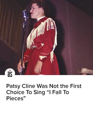 In 1961, Patsy Cline released “I Fall To Pieces”, a song that became her first No. 1 hit. At the time, Cline had already released more than a dozen singles, with only