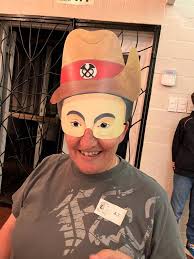 Guess who's coming to dinner? Every #Thrillerfest I give a small dinner for  author pals at my home, which is always such fun for me. Karin Slaughter is  a regular but she