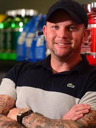 Michael Sloggett's Instagram, Twitter & Facebook