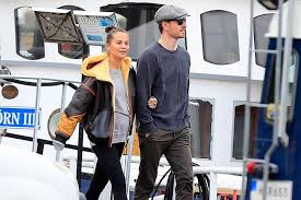 Check spelling or type a new query. Alicia Vikander Ist Die Schauspielerin Schwanger Gala De