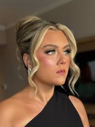 sᴜᴢᴀɴɴᴇ sᴀʙᴀᴛ- ᴄʜɪᴄᴀɢᴏ ᴍᴀᴋᴇᴜᴘ ᴀʀᴛɪsᴛ