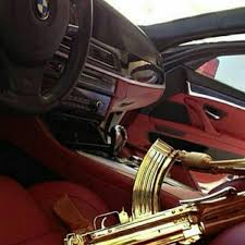 El chapo's trial is currently in its third week, with the latest witness describing the drug lord's opulent lifestyle. El Chapo Guzman Sons Show Off Cars Weapons On Twitter After Arrest Of Mayo Zambada At Border
