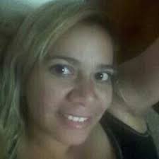 Carmen Zambrano (@ZambranCarmen)