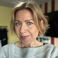 Kira Schroeder's Instagram, Twitter & Facebook