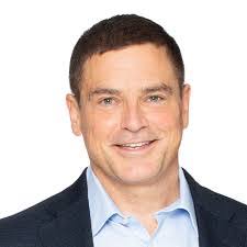 Paul Bradley's Instagram, Twitter & Facebook