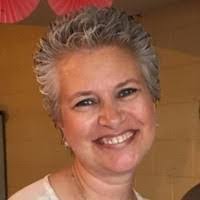 Beth Landers's Instagram, Twitter & Facebook