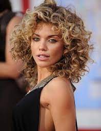 19 Pretty Permed Hairstyles Best Perms Looks You Can Try This Year Hairstyles Weekly Curly Hair Styles Permed Hairstyles Short Curly Hair