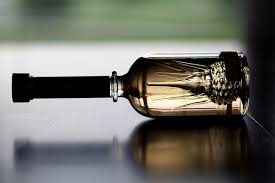 Founders daniel schneeweiss and moises guindi met in college and decided to start a tequila brand. Tequila Milagro Select Barrel Reposado