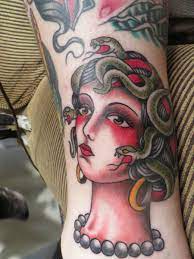Traditional Medusa Head By Erich Foster At Rise Above Classic Tattooing In Buffalo New York R Tatto Medusa Tattoo Tattoo Style Art Traditional Thigh Tattoo