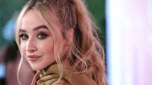 That's just because angelina jolie's hair isn't dark. Cute Blue Eyed Blonde Actress Sabrina Carpenter Wallpapers And Images Wallpapers Pictures Photos