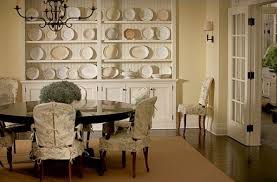 The traditional colonial home was built in 1925 and is located in alhambra, a suburb eight miles outside of. Here S 6 Reasons Why Everyone Is So Drawn To Nancy Meyers S Films Without Even Realizing It Architectural Digest