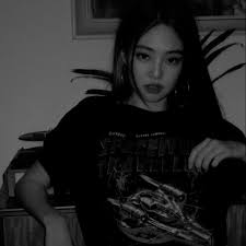 Pin Di Darkness #jennie #blackpink #bp #icons #aesthetic #blackpink2019 em. pin di darkness