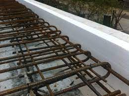 Auf wunsch kann schon im werk eine holzfußleiste im betonfuß integriert werden, an der dann einfach eine abgehängte decke befestigt werden kann. Erdgeschoss Decke Vorbereitung Zum Beton Giessen Hausbau Blog