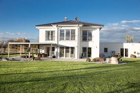 Stadtvilla schusselfertig zum festpreis jetzt beratungstermin. Stadtvilla Modern Mit Grossraum Garage Modern Hauser Nurnberg Von Ecoline Holzsystembau Gmbh Co Houzz
