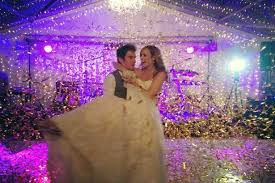 The cyclist's wife, sara elen thomas, was waiting at the finish line to embrace her husband after the race. Champion Cyclist Geraint Thomas Ties The Knot And Posts This Romantic Snap Of Him And His New Bride Wales Online