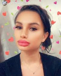 Hannelore ulrich (26) şi bogdan ionescu (28) aveau o relaţie de mai bine de şase ani şi jumătate când au ajuns pe insula iubirii. Bianca De La Insula Iubirii 2017 E De Nerecunoscut DupÄƒ Mai Multe IntervenÈ›ii Estetice Romanesti Vedete Unica Ro