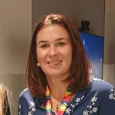 Last friday the Aurecon Tāmaki Makaurau office had a lot of fun at work  with a debate. Moot was should graduates stay with the same employer for  their first 5 years. Tom