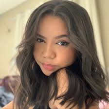 Deborah Gomes (deborahlgomes)