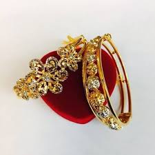 Saat ini harga cincin emas 1 gram kian melonjak. Jual Emas 916 Photos Facebook