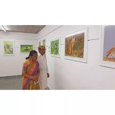 What starts well ends well. The most important moment for me at the  Wildlife Exhibition was when my dearest parents and my beloved wife visited  the show, saw my work along with