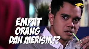 Alif satar , siti nordiana, hairul azreen, hafeez mikail, farez ridzwan, ziha salleh, nadya syaher, falisha crossley, aleza shadan, nina juren, lan kristal drama dia semanis honey. Dia Semanis Honey Episod 15 Kepala Bergetar Find Out Where To Watch Dia Semanis Honey Online