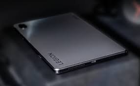 Lenovo Legion Y700 gaming tablet stuns ...