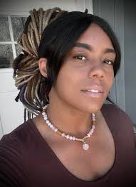 Handmade neck piece for dreadlocks