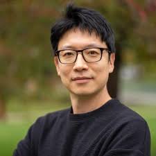 Ivan Lee : Manning College of Information & Computer Sciences : UMass  Amherst