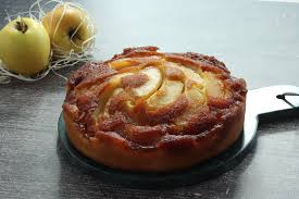Recette Gateau Renverse Aux Pommes Et Caramel En Video Recette En 2020 Gateau Renverse Recette Gateau Gateau Aux Pommes Renverse